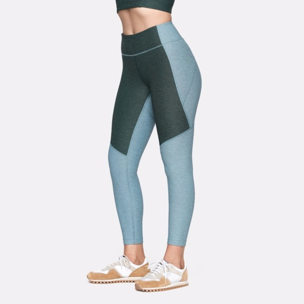 Outdoor Voices 3/4 Green Blue Leggings Medium